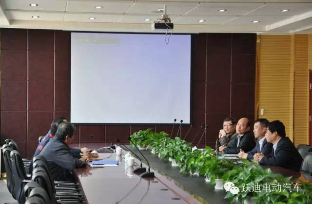 你購躍迪電動(dòng)汽車，我送中華聯(lián)合保險(xiǎn)，躍迪集團(tuán)與中華聯(lián)合財(cái)產(chǎn)保險(xiǎn)公司實(shí)現(xiàn)強(qiáng)強(qiáng)聯(lián)手