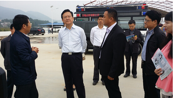 陜西省政協(xié)副主席、民革省委主委李曉東到躍迪集團陜西躍迪新能源汽車有限公司項目建設基地調研