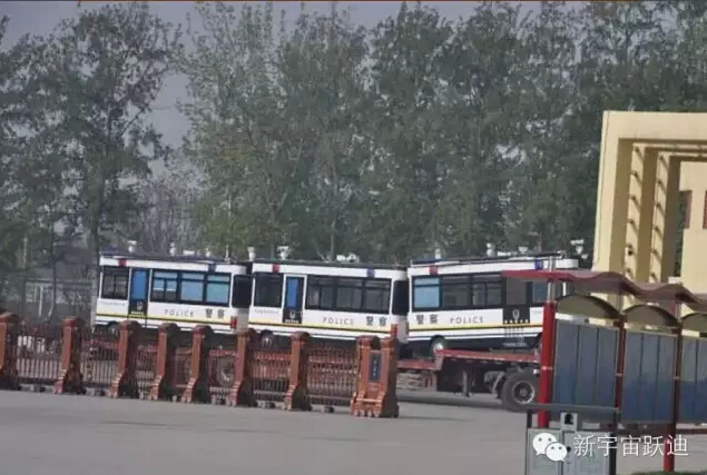 保定躍迪移動(dòng)警務(wù)室批量發(fā)車(chē)，全方位零距離服務(wù)群眾