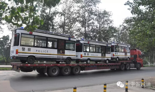 保定躍迪移動(dòng)警務(wù)室批量發(fā)車(chē)，全方位零距離服務(wù)群眾