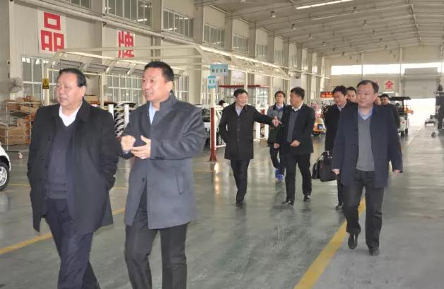 安慶市委常委、副市長(zhǎng)華克思一行到河北躍迪新能源科技集團(tuán)參觀考察