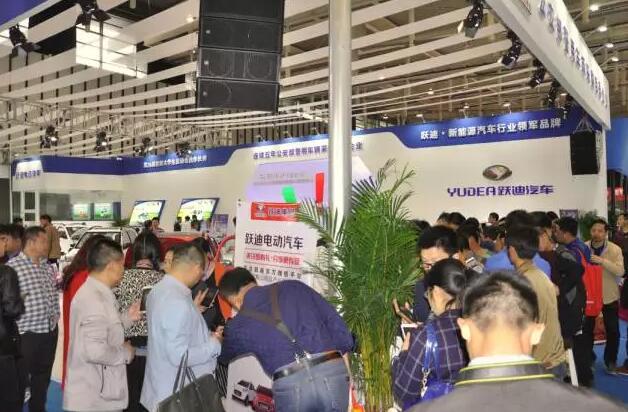 躍迪汽車強(qiáng)勢登錄南京新能源汽車展，引領(lǐng)行業(yè)發(fā)展新軌道