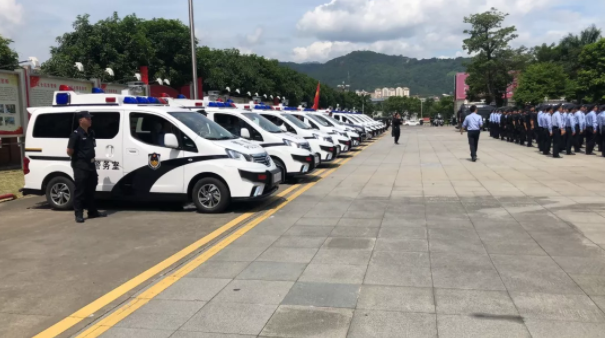 做人民的保護(hù)神|躍迪移動警務(wù)平臺亮相龍巖市110勤務(wù)機制改革暨社會面防控新機制啟動儀式