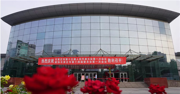 【“聚焦”石家莊兩會】躍迪集團(tuán)董事長呂洪濤作為人大代表出席會議建言獻(xiàn)策 就實施創(chuàng)新驅(qū)動 做好科技創(chuàng)新接受采訪
